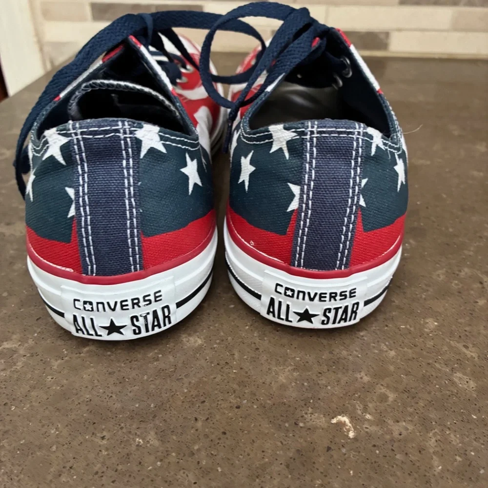 NWOT Converse Chuck Taylor American Flag 148835F Low Top Ox men's 8.5 women 10.5 - Picture 2 of 5